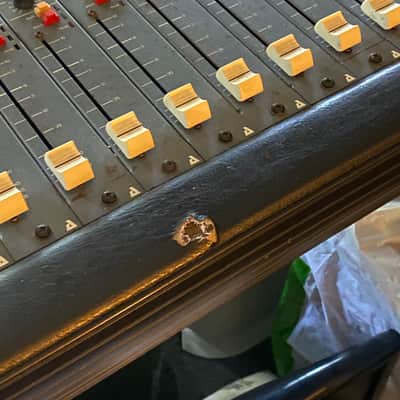 Soundtracs M series 32-8-2 analog console 80s image 6