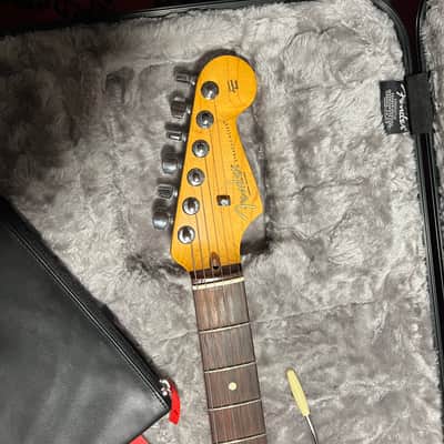 Fender American Professional II Stratocaster with Rosewood Fretboard 2020 - Present - Olympic White image 4