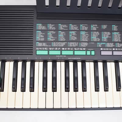 Yamaha PSR-150 61-Key Electronic Keyboard image 2