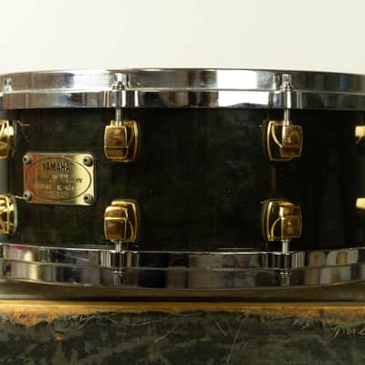 Yamaha 5.5x14 Maple Custom Ebony Lacquer Snare Drum image 2