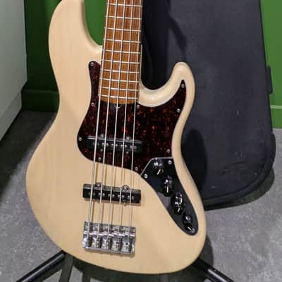 Fender Jazz Bass AMERICAN DELUXE V 1999 image 6