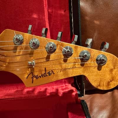 Fender Fender Custom Shop American Custom Stratocaster NOS 2025- Chocolate 3 Color Sunburst. Roasted Birdseye / AAA Rosewood image 10