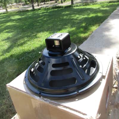 Weber 12" Alnico Signature Series  12 8 ohm 25 watts Smooth Cone image 2
