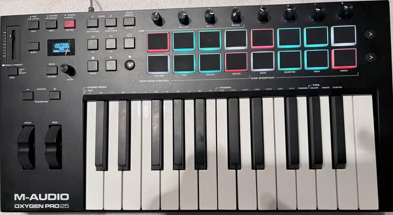 M-Audio Oxygen Pro 25 MIDI Keyboard Controller 2020 - Present - Black image 1