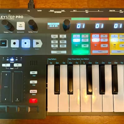 Arturia Keystep Pro Chroma + Decksaver, Power Supply, CV/USB Cables image 2