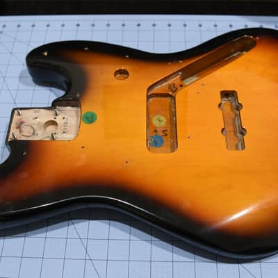 Fender MIM Jazz Bass 2000 - Brown Sunburst image 3