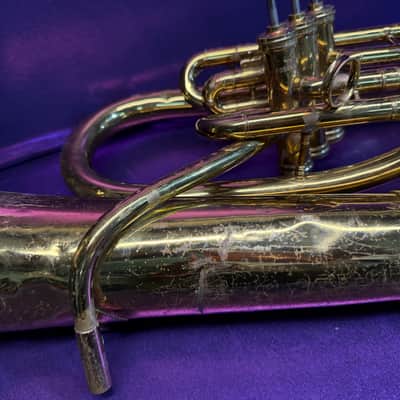 King 625 front bell Baritone - Lacquer image 8