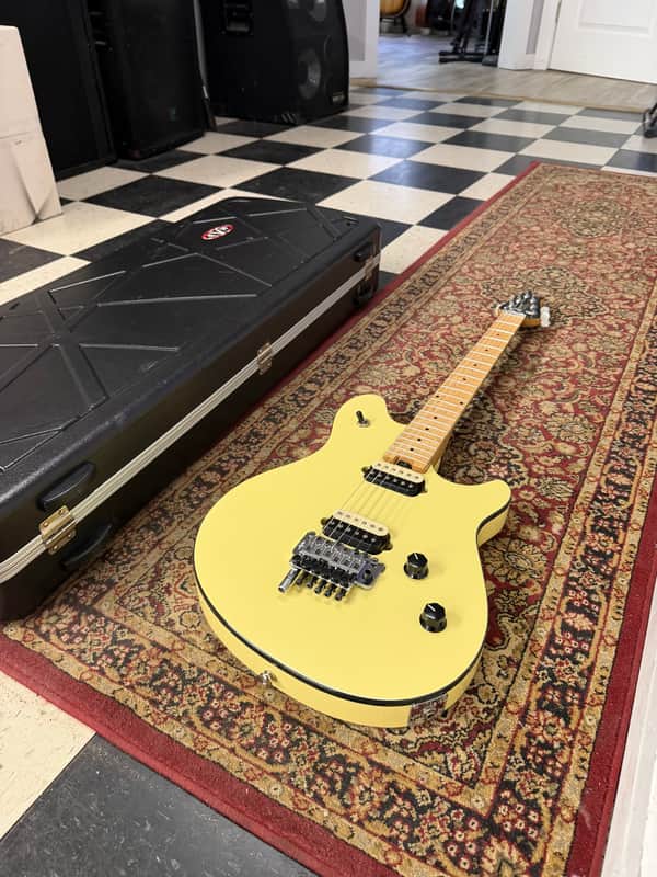 EVH Wolfgang Special with Maple Fretboard