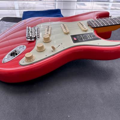 Fender American Vintage II '61 Stratocaster 2022 - Fiesta Red image 22