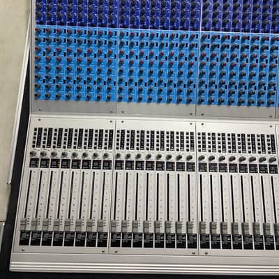Alto Typhoon 3200 32-Channel Professional Mixing Console + Flight Case - NOS image 6