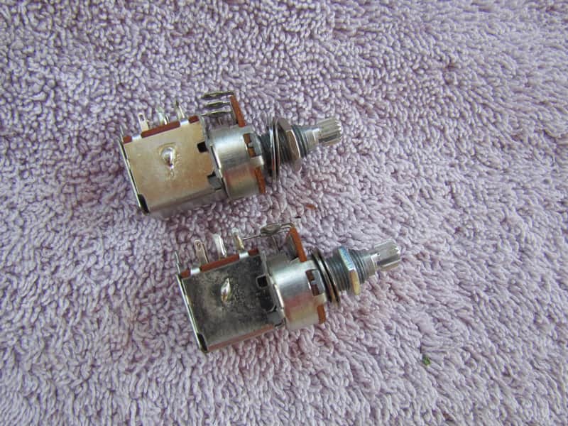 Unlabeled Push Pull Pots Set Of 2 Used Push Pull Pots Luthier Supplies Used But Clean image 1
