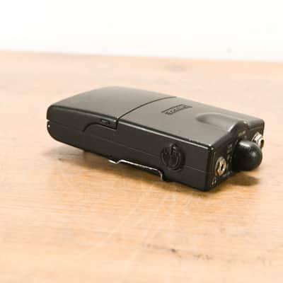 Shure P6HW Wired Bodypack Receiver CG011VV image 4