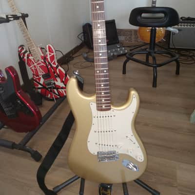 Fender Stratocaster 2003 - Aztec Gold image 9