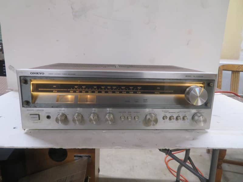 Onkyo TX-2500 MKii Stereo Receiver late 1970's - silver faceplate image 1