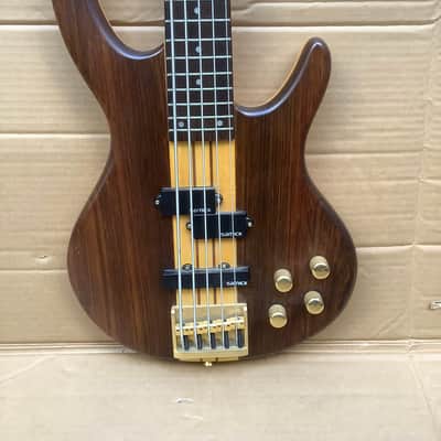 Samick Vintage 5 string bass 90’s / alembic construction style gorgeous wood image 2