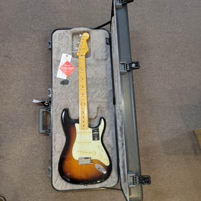 Fender American Professional II Stratocaster, Maple Fingerboard, Anniversary 2-Color Sunburst image 1