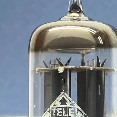 Telefunken ECC83 ◇ 12AX7 • 100% BALANCED mA & Gm • Strong NOS • Sep 1953 "pd" • Ribbed Plates • Amplitrex AT-1000 Digitally Tested • Quite Very Low Noise • T-04 image 5