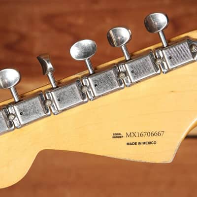 Fender HEAVY Relic CLASSIC SERIES 60s STRATOCASTER Road Worn White Strat 06667 image 12