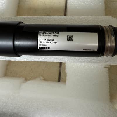 Shure AD2 Handheld Transmitter (G57: 470–616 MHz), worldwide shipping image 6