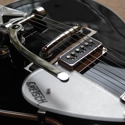 GRETSCH "G6128T-GH George Harrison Signature Duo Jet™ with Bigsby, Rosewood Fingerboard, Black" HARDCASE, PAPERS image 4