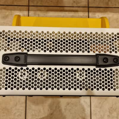 EVH 5150 III LBXII Compact 15-Watt Tube Guitar Head - White image 3