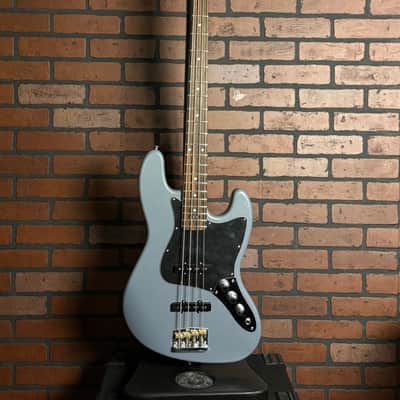 Woodcraft Electric Guitars WoodShed Signature Series Jazz Bass 4 21 frets Nardo Grey image 1
