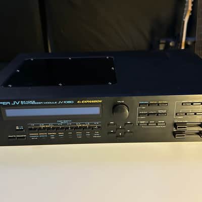 Roland JV-1080 64-Voice Synthesizer Module 1994 - 2001 - Black