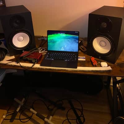 Yamaha HS8 Powered Studio Monitor (Pair) 2015 - Present - Black image 1
