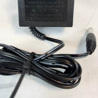 Fender OEM Amp Can Power Supply, 15VDC, 400ma, (+, Barrel Tip image 3