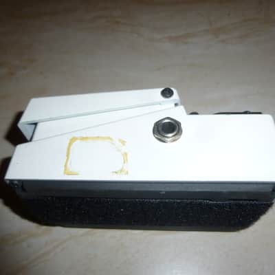 Boss TU-2 Chromatic Tuner (Dark Gray Label) 1998 - 2009 - White image 4