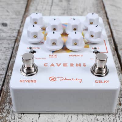 Keeley Caverns Delay / Reverb V2 Electric Guitar Delay and Reverb Effects Pedal image 7