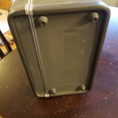 Ampex All original mono PP 6V6 tube combo amp A-692 10 Watt JBL AlNiCo 8" speaker guitar suitcase 1960s image 9
