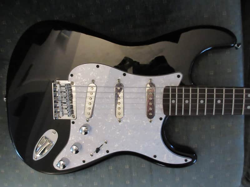 ~Cashified~ Fender Squier StratoCaster image 1