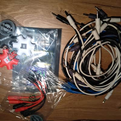 Mutable Instruments System Beads, Plaits, Tides, Ripples, Veils, Shades, ALM HPO w/Roland SYR84 2022 image 6