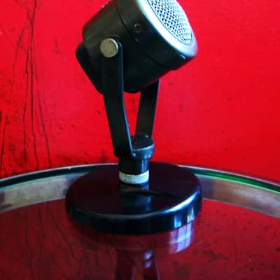 Vintage 1950's Turner 999 / U9S / 99 dynamic microphone w desk stand display image 5