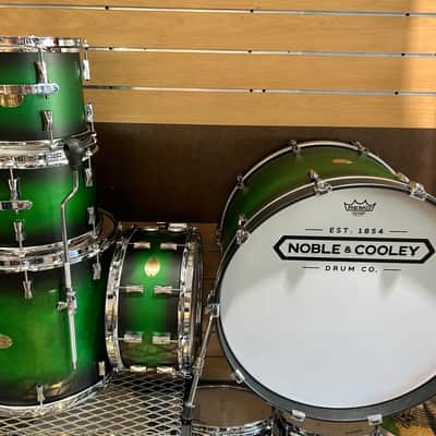 Noble&Cooley CD Maple 5Pc Drum Set 2025 - GREEN STAIN BLACK BURST image 4