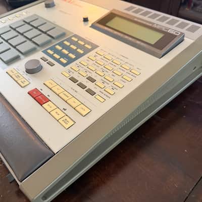 Immagine Akai MPC60 Drum Sampler MPC 60 w/ Memory Expansion and Upgrades - 15