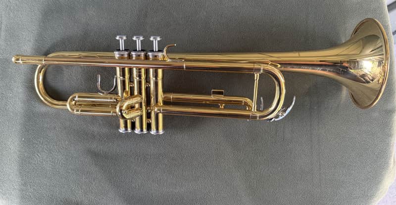 Yamaha YTR‑2335 Standard Student Bb Trumpet 2010s - Brass