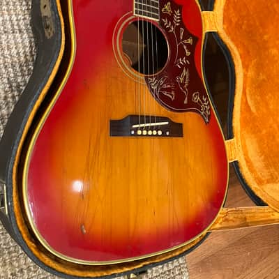 Gibson Hummingbird 1967 - Sunburst image 4