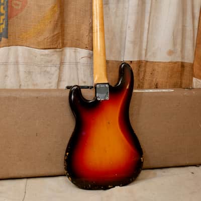 Fender Precision Bass 1961 - Sunburst image 8