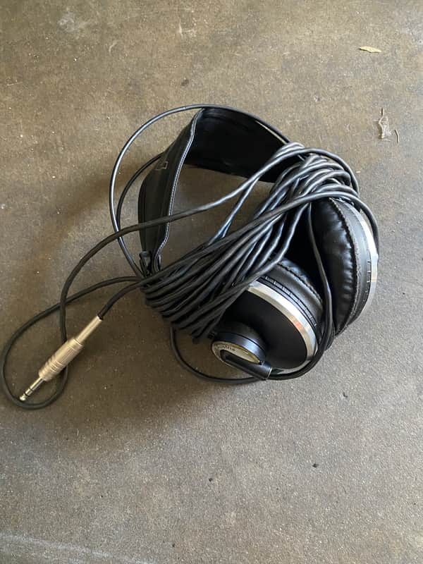 AKG K 271 Studio Headphones image 1