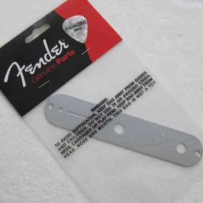 Fender Road Worn Aged Telecaster Control Plate with Screws 0997213000
