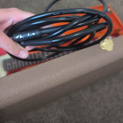 Fender American Ultra Luxe Vintage Stratocaster 60's HSS- Fiesta Red. Cable and Case Included image 3