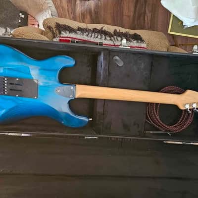 G&L Legacy 1993 Transparent Blue with S-500 Mod image 4