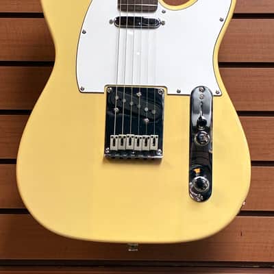 Squier Standard Telecaster with Rosewood Fretboard in Vintage Blonde image 2