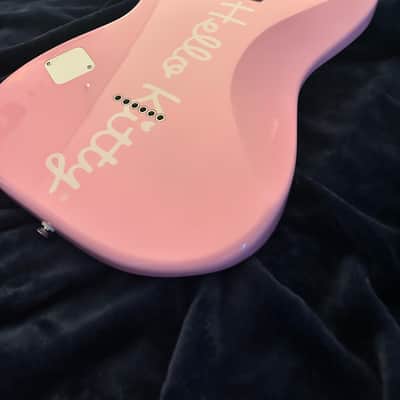 Squier Hello Kitty Stratocaster 2024 - Present - Pink image 7