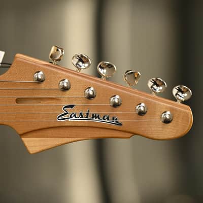 Eastman Fullertone DC'62 - Desert Sand image 2