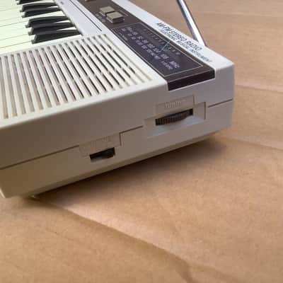 CK-10 Keyboard with build in Radio ! Made in Japan VINTAGE 80’s  / ultra rare model image 6