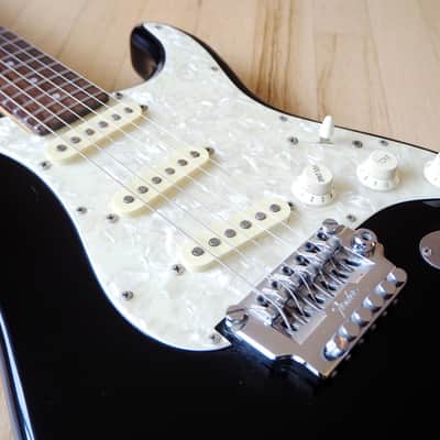 1985 Fender Contemporary Stratocaster ST-562 Electric Guitar MIJ Japan w/gigbag image 6