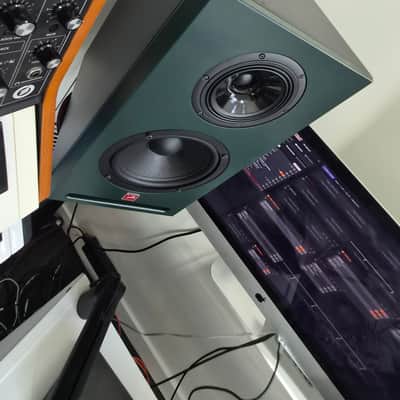 Antelope Audio Atlas i8 Active Studio Monitor - Pair 2023 - Present - Green image 14